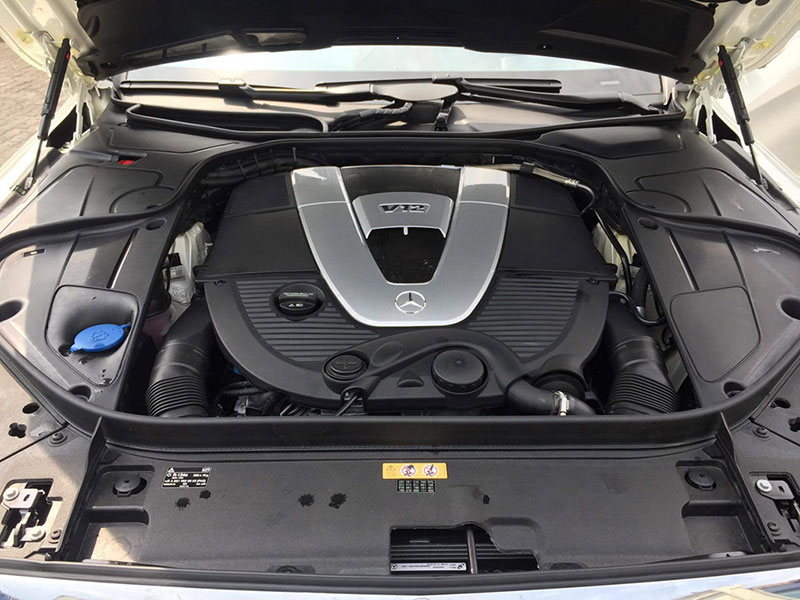 Mercedes-Maybach S600 Pullman - sedan của giới siêu giàu về Việt Nam